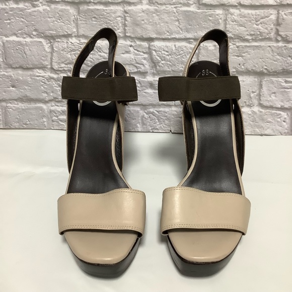 ZARA Shoes Cream and Brown Wooden Block Heels Sandals NWTOT Size 7.5 (EUR38) - Picture 3 of 10